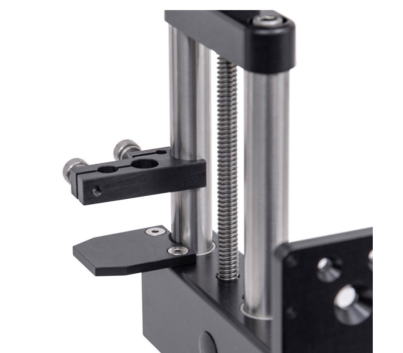 De optionele montageset voor meetklokken, exclusief meetklok. Verkrijgbaar in 8 mm en 9,5 mm dia. versie voor meetkloksteel.