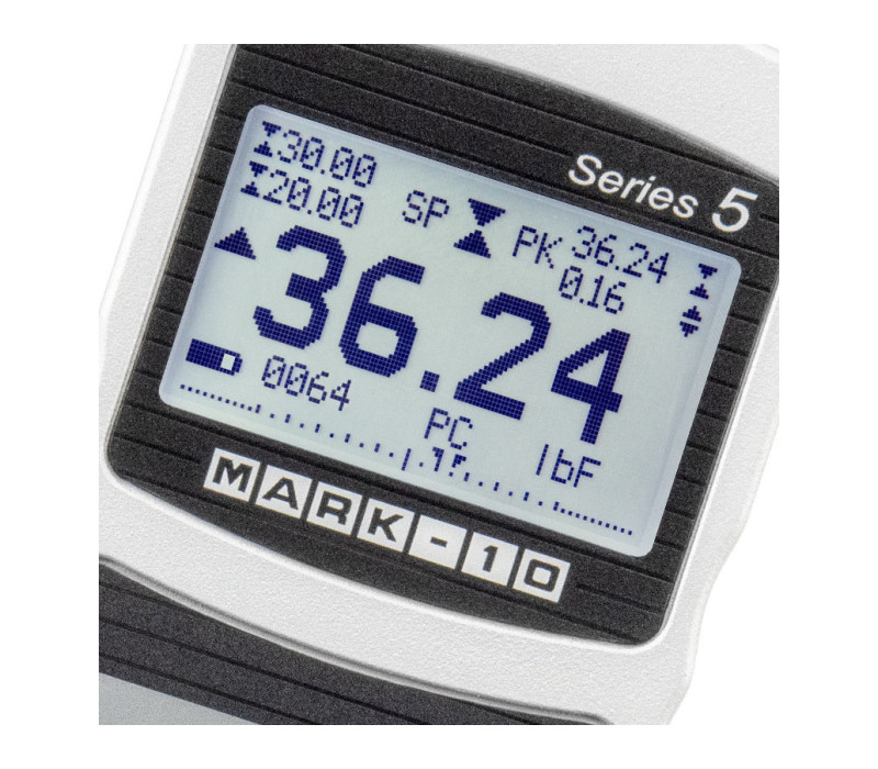 Het verlichte display van de Series-3 beschikt over grote, goed leesbare cijfers, piekwaarden, instelpuntindicatoren, analoge belasting staafdiagram en meer.