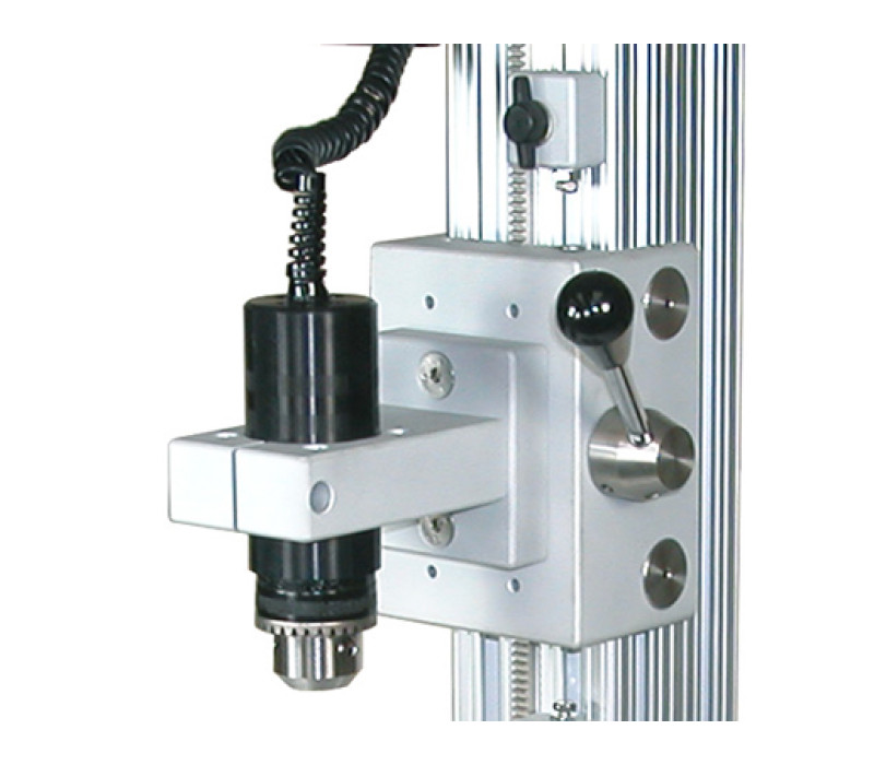 Getoond is hier een R50 torque sensor gemonteerd aan de kolom van een TSTM-DC gemotoriseerde testbank. De sensor past op deze testbank zonder gebruik van additionele adapters.