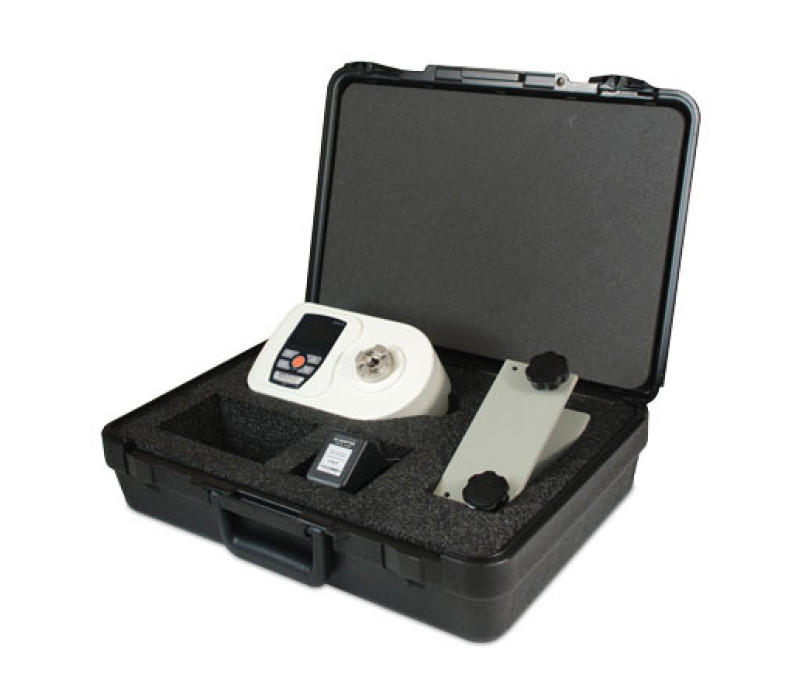 Een optionele koffer biedt opbergruimte voor de TT02-tester, schroefsimulatoren, werkblad montagekit, AC-adapter en accessoires.