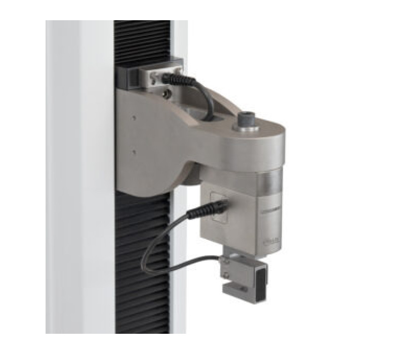 PTAF adapter met externe S-type load cell in combinatie met een AC1083 adapter gemonteerd op een F1505-IMT test frame.