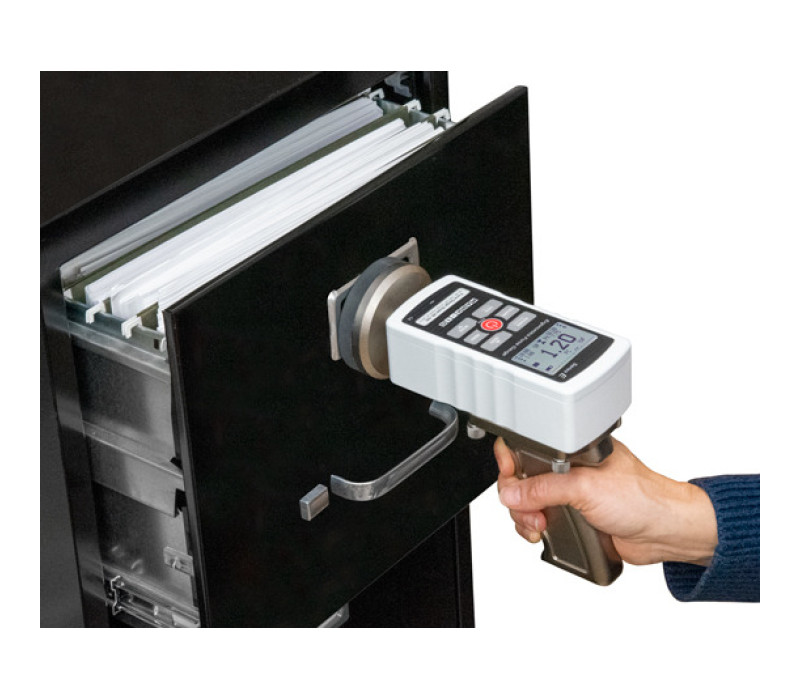 E1005 gebruikt in een schuiflade-evaluatie in combinatie met de E1010 pistoolgreep